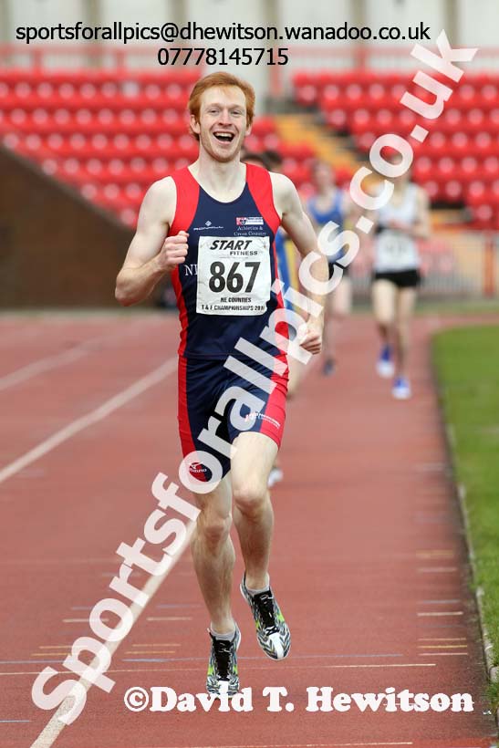 Senior mens 1500 metres, North Eastern Track and Field Champs, Gateshead Stadium. Photo: David T. Hewitson/Sports for All Pics